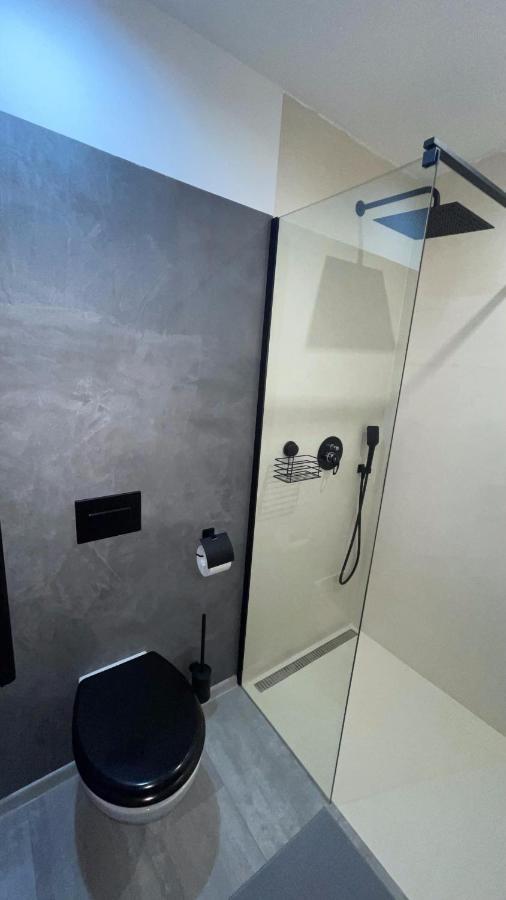 Penzion Loket Bagian luar foto
